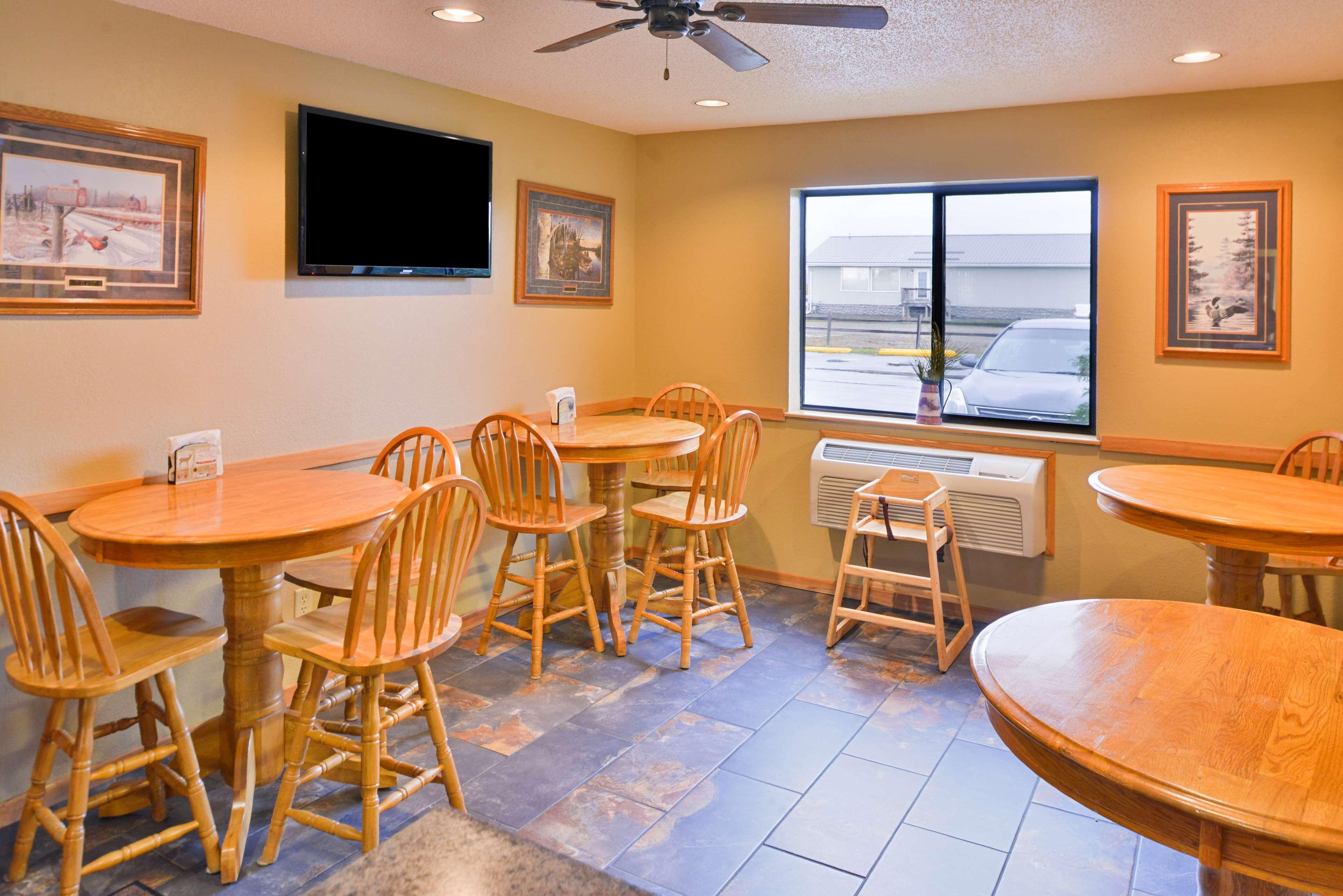 America'S Best Value Inn & Suites International Falls Extérieur photo