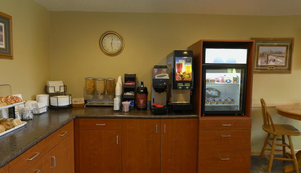 America'S Best Value Inn & Suites International Falls Extérieur photo